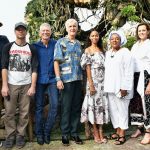 ORLANDO, FL - MAY 24: Wes Studi,Joel David Moore,Sam Worthington,Stephen Lang,James Cameron,Zoe Saldana,CCH Pounder,Sigourney Weaver and Laz Alonso attends the Pandora The World Of Avatar Dedication at the Disney Animal Kingdom on May 24, 2017 in Orlando, Florida. (Photo by Gustavo Caballero/Getty Images)